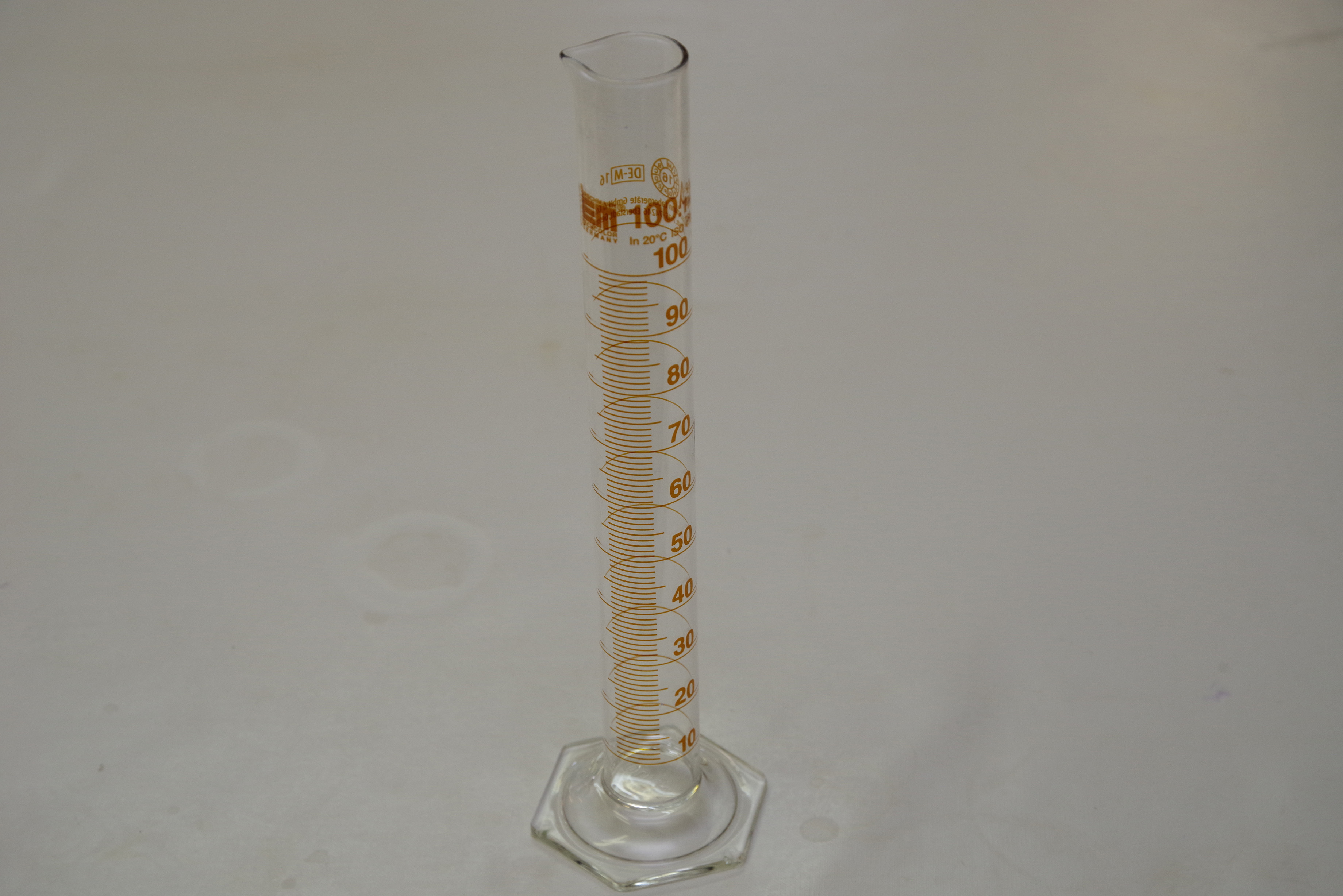 Graduated Cylinder 100 ml